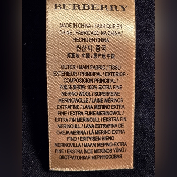 Burberry Black Merino Wool Sweater with Gold Metallic Hearts. Size Medium - Picture 9 of 10